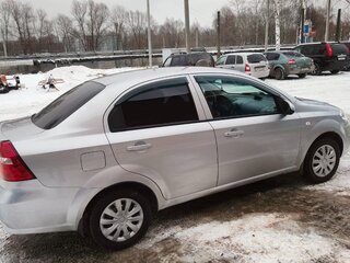2010 Chevrolet Aveo I Рестайлинг, серебристый, 420000 рублей, вид 3