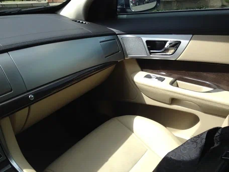 2014 Jaguar XF I Рестайлинг, белый, 1579000 рублей, вид 4
