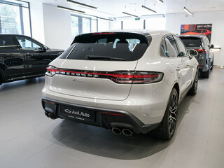 2026 Porsche Macan I Рестайлинг 2, серый, 11700000 рублей, вид 5