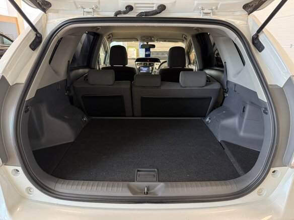2012 Toyota Prius Alpha I (ZVW40/41), белый, 1349000 рублей - вид 20