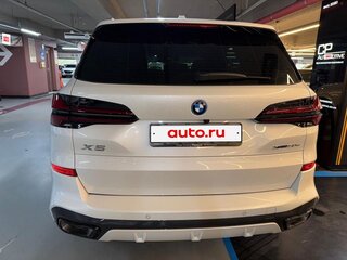 2024 BMW X5 50e IV (G05/G18) Рестайлинг, белый, 13500000 рублей, вид 4