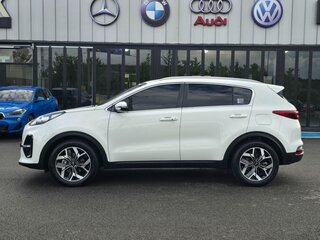 2021 Kia Sportage IV Рестайлинг, белый, 1950000 рублей, вид 3