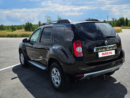 2014 Renault Duster I, коричневый, 740000 рублей, вид 5