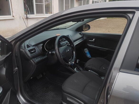 2016 Kia Rio III Рестайлинг, серый, 1200000 рублей - вид 12