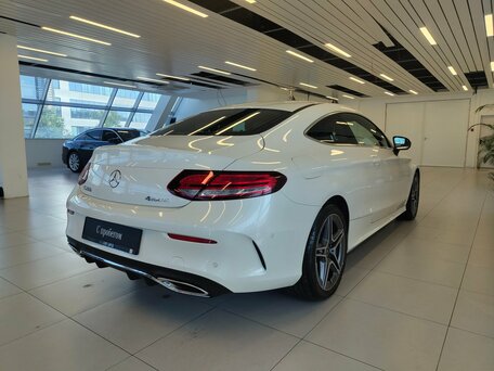 2018 Mercedes-Benz C-Класс 200 IV (W205) Рестайлинг, белый, 3340000 рублей, вид 2