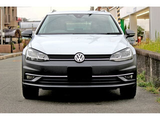 2018 Volkswagen Golf VII Рестайлинг, серебристый, 1310000 рублей, вид 2