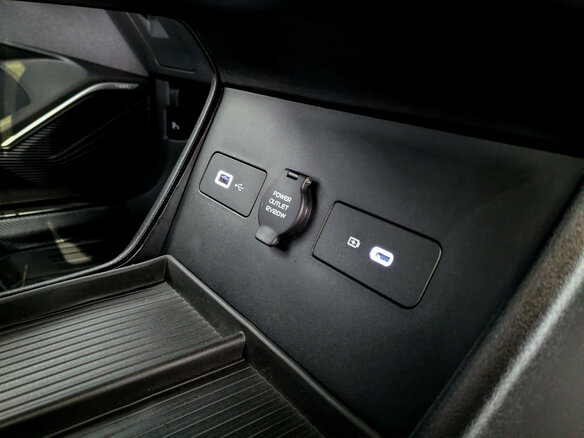 2025 Geely Monjaro I Рестайлинг, чёрный, 3749500 рублей - вид 11