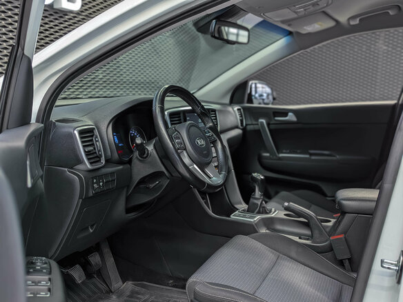 2019 Kia Sportage IV Рестайлинг, белый, 1830000 рублей - вид 8