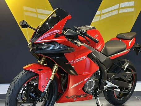 2026 Voge 525RR, красный, 597000 рублей, вид 2