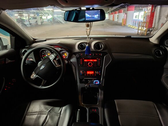 2014 Ford Mondeo IV Рестайлинг, белый, 400000 рублей - вид 6