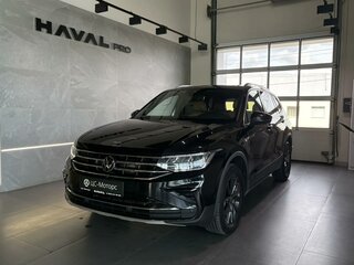 2023 Volkswagen Tiguan II Рестайлинг, чёрный, 3489000 рублей, вид 1