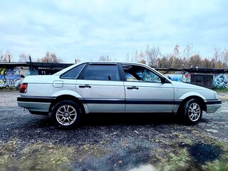 1989 Volkswagen Passat B3, серебристый, 170000 рублей, вид 2