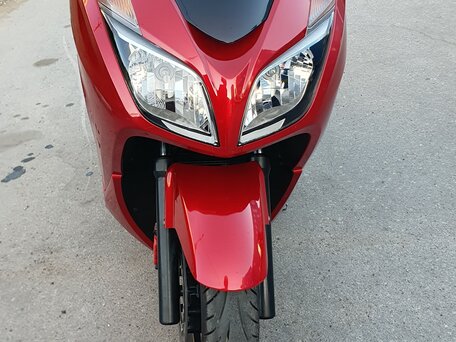 2013 Honda Forza, красный, 333999 рублей, вид 2