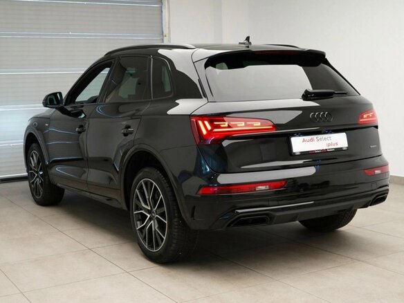 2024 Audi Q5 40 TDI II (FY) Рестайлинг, чёрный, 5900000 рублей - вид 5