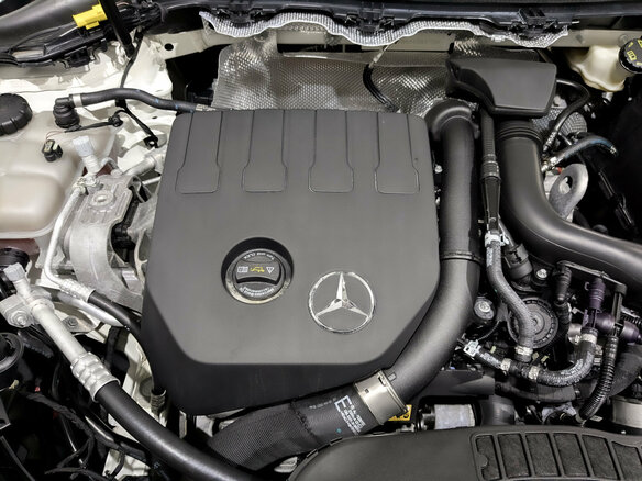 2021 Mercedes-Benz GLA 180 II (H247), белый, 3350000 рублей - вид 9