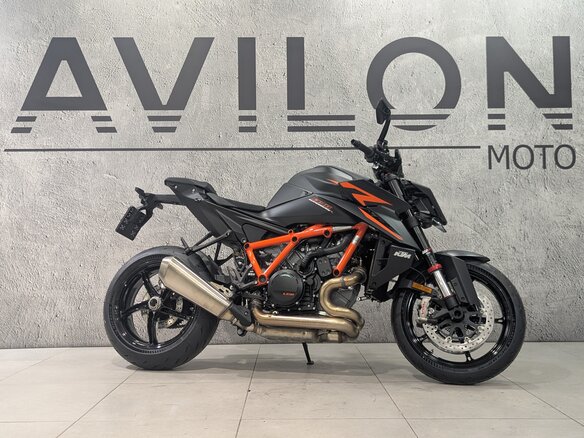 2023 KTM 1390 Super Duke R, чёрный, 2600000 рублей