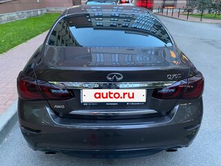 2015 Infiniti Q70 I Рестайлинг, коричневый, 2196000 рублей, вид 4