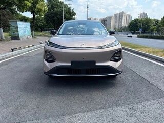 2026 Changan Qiyuan Q05 51.9 kWh II, серебристый, 2250000 рублей, вид 2