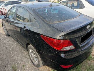 2014 Hyundai Solaris I, чёрный, 724000 рублей, вид 4