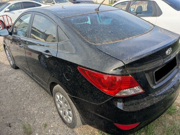 2014 Hyundai Solaris I, чёрный, 674000 рублей - вид 3