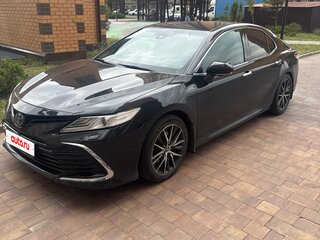 2021 Toyota Camry VIII (XV70), чёрный, 2570000 рублей, вид 1