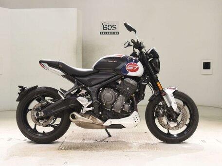 2024 Triumph Trident 660, белый, 747000 рублей, вид 2