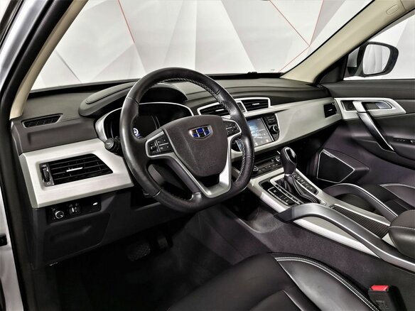 2021 Geely Atlas I, белый, 1715150 рублей - вид 17