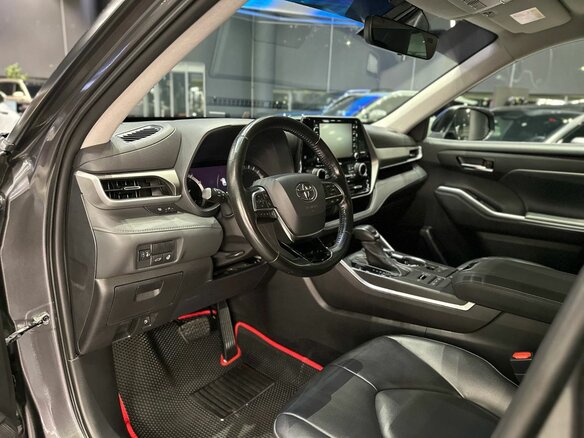 2021 Toyota Highlander IV (XU70), серый - вид 12