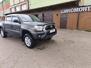 2012 Toyota Tacoma II Рестайлинг, серый, 3900000 рублей, вид 4