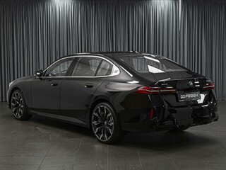 2025 BMW 5 серии Long 530Li xDrive VIII (G60/G61/G68), чёрный, 8373000 рублей, вид 2