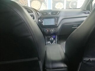 2012 Kia Rio III, чёрный, 650000 рублей, вид 4