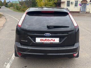 2011 Ford Focus II Рестайлинг, чёрный, 590000 рублей, вид 2