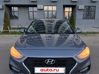 2017 Hyundai Solaris II, серый, 1070000 рублей, вид 3