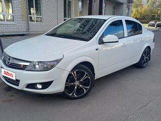 2011 Opel Astra H Рестайлинг, белый, 645000 рублей, вид 1