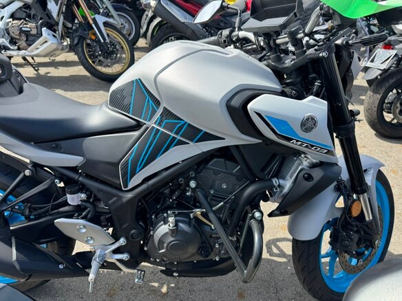 2025 Yamaha MT-03, белый, 665000 рублей - вид 1
