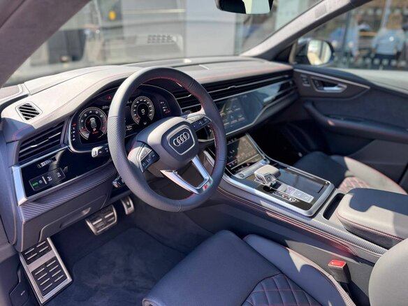 2025 Audi Q8 55 TFSI I (4M) Рестайлинг, чёрный, 15950000 рублей - вид 9