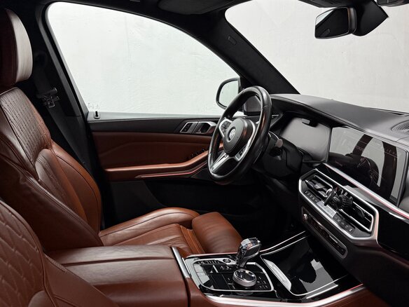 2020 BMW X5 M50d IV (G05/G18), чёрный, 7500000 рублей - вид 18