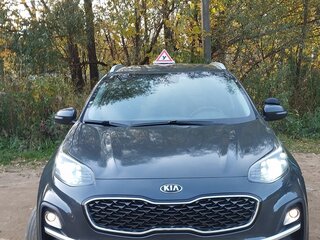 2021 Kia Sportage IV Рестайлинг, серый, 2490000 рублей, вид 2
