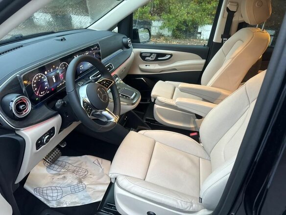 2026 Mercedes-Benz V-Класс Extra Long 300 d экстра длинный III (W447) Рестайлинг 2, чёрный, 15290000 рублей - вид 2