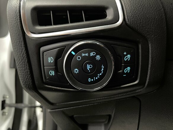 2013 Ford Focus III, белый, 849000 рублей - вид 13