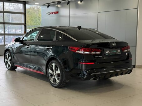 2020 Kia Optima IV Рестайлинг, чёрный, 2037000 рублей, вид 4