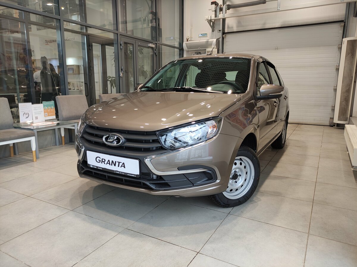 Открыть фотографии: Lada (ВАЗ) Granta I Рестайлинг