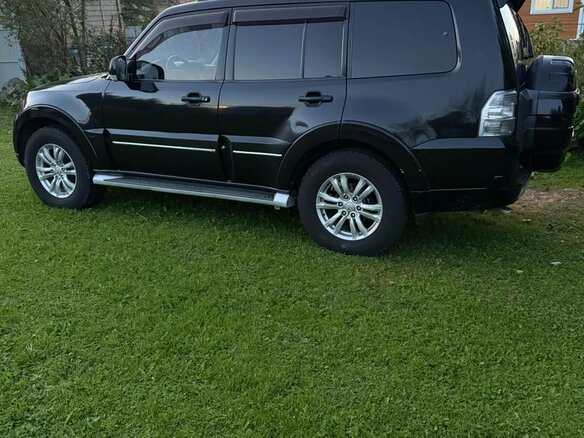 2013 Mitsubishi Pajero IV Рестайлинг 1, чёрный, 1470000 рублей - вид 6