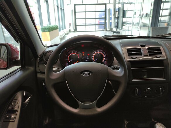2026 Lada (ВАЗ) Granta I Рестайлинг, красный, 1114000 рублей - вид 18