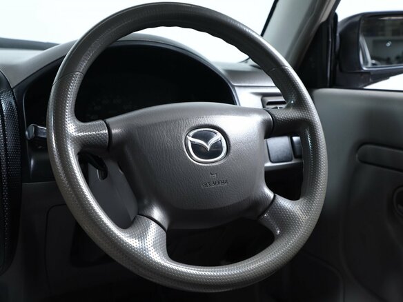 2000 Mazda Demio I (DW), белый, 179000 рублей - вид 10