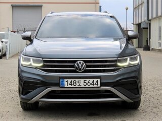 2023 Volkswagen Tiguan Allspace II Рестайлинг, серый, 2700000 рублей, вид 2