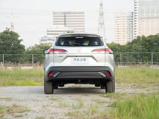 2026 Toyota Frontlander I Рестайлинг, серебристый, 3050003 рублей, вид 3