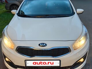 2018 Kia Ceed II Рестайлинг, белый, 1450000 рублей, вид 4