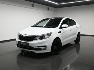 2016 Kia Rio III Рестайлинг, белый, 895000 рублей, вид 1
