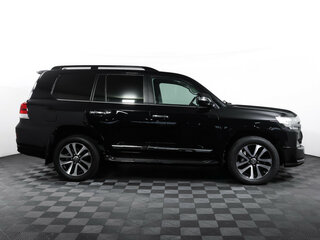 2016 Toyota Land Cruiser 200 Series Рестайлинг 2, чёрный, 6200000 рублей, вид 4
